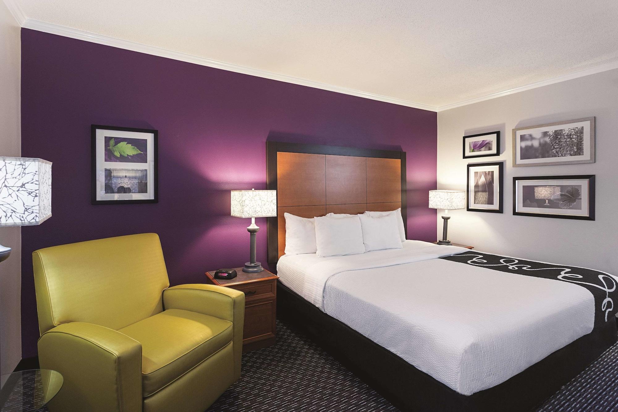 La Quinta By Wyndham Baton Rouge Siegen Lane Hotel Exterior photo