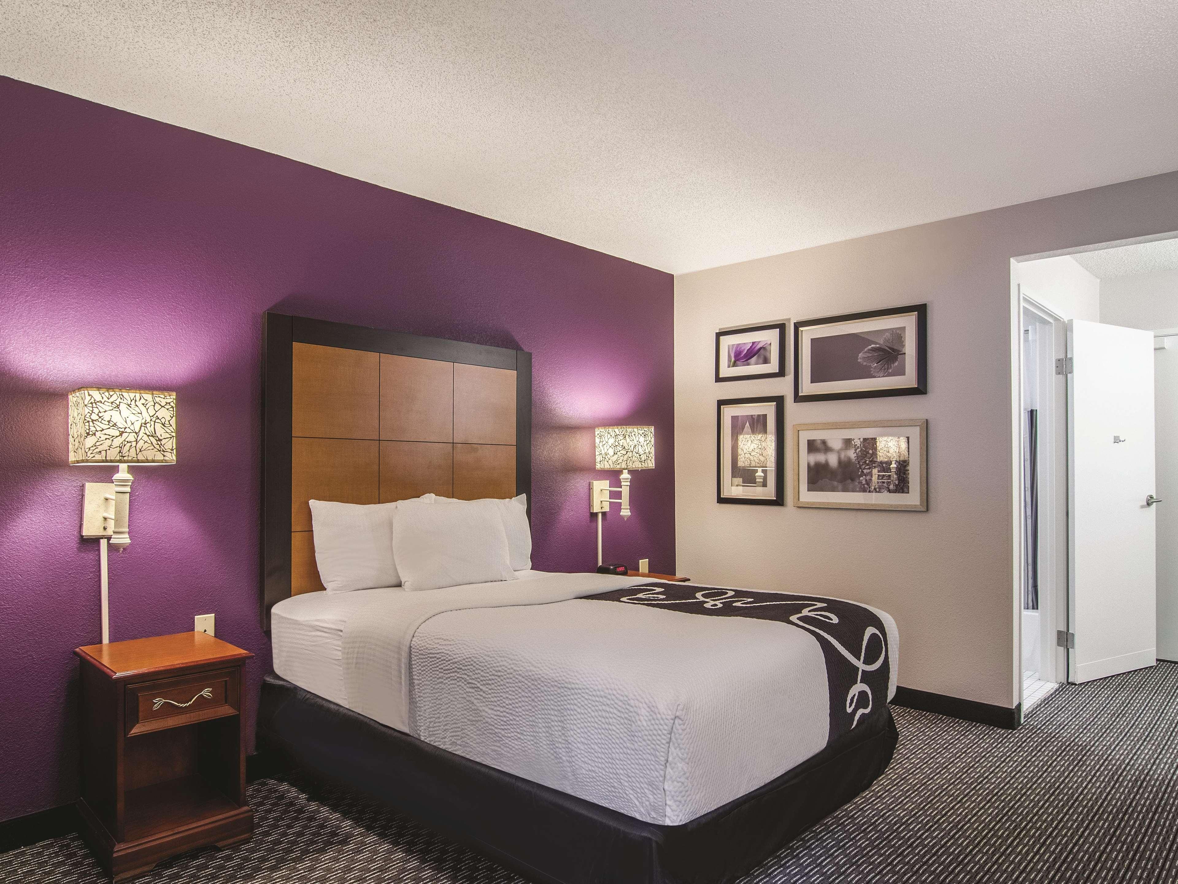 La Quinta By Wyndham Baton Rouge Siegen Lane Hotel Exterior photo