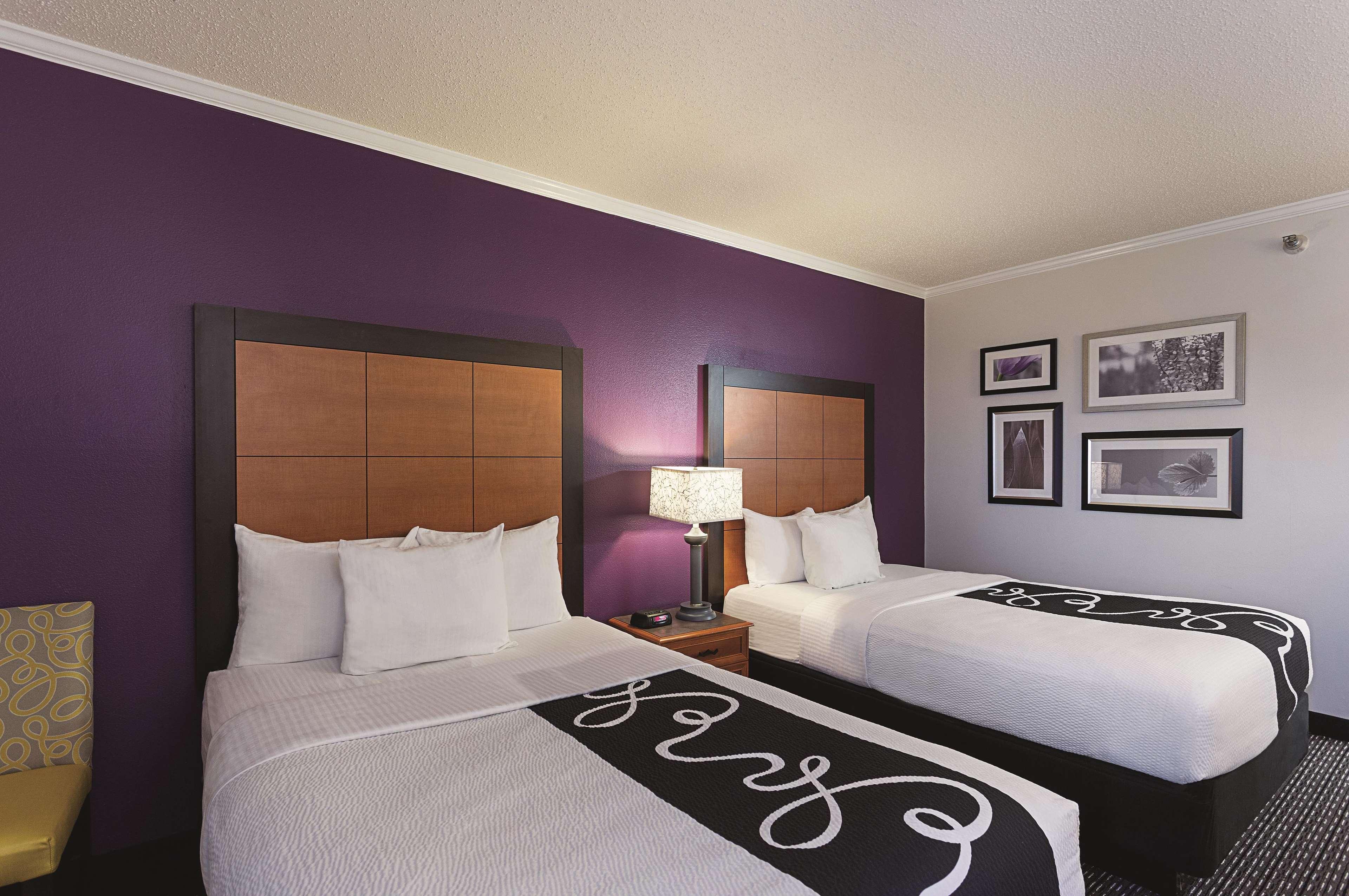 La Quinta By Wyndham Baton Rouge Siegen Lane Hotel Exterior photo