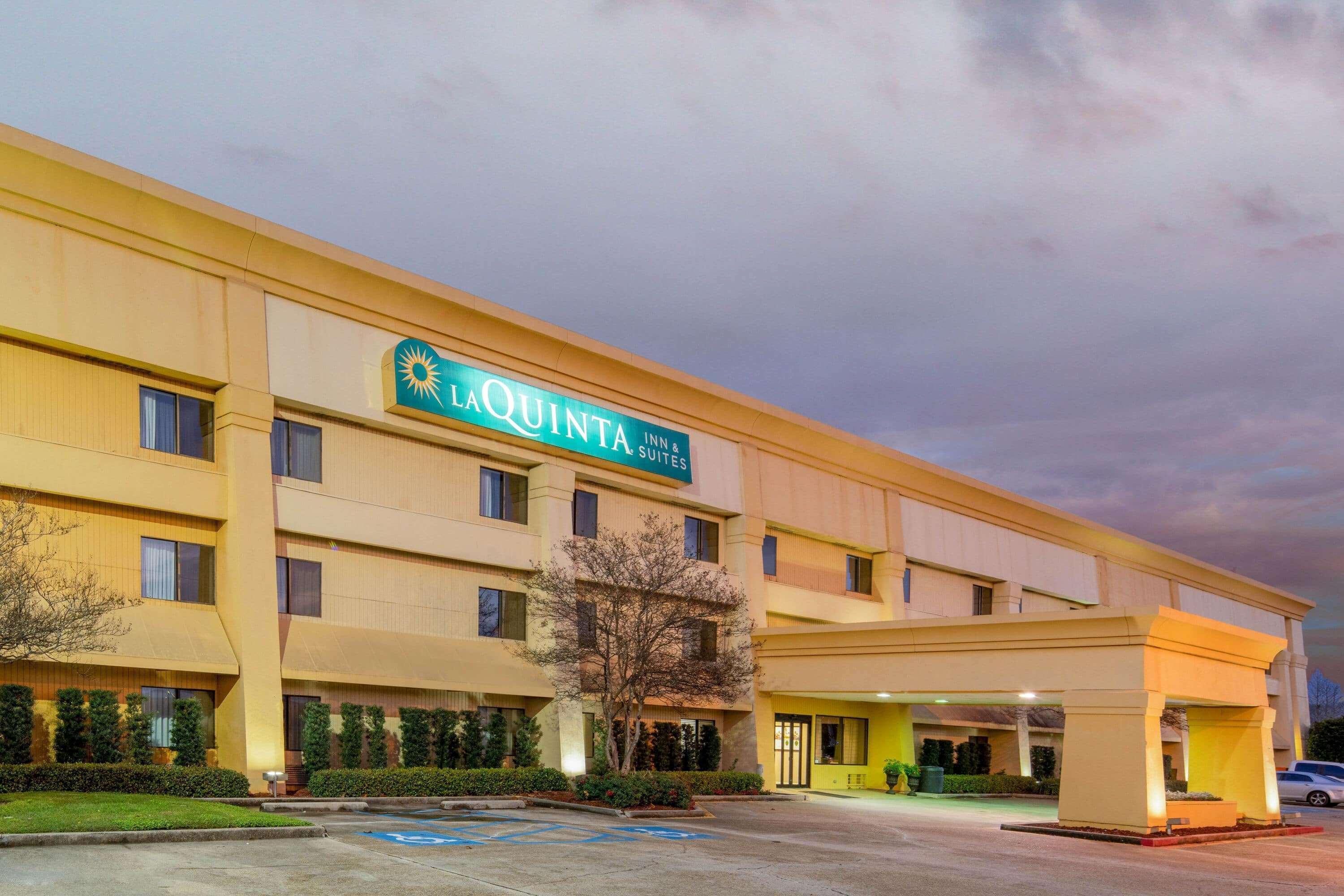La Quinta By Wyndham Baton Rouge Siegen Lane Hotel Exterior photo