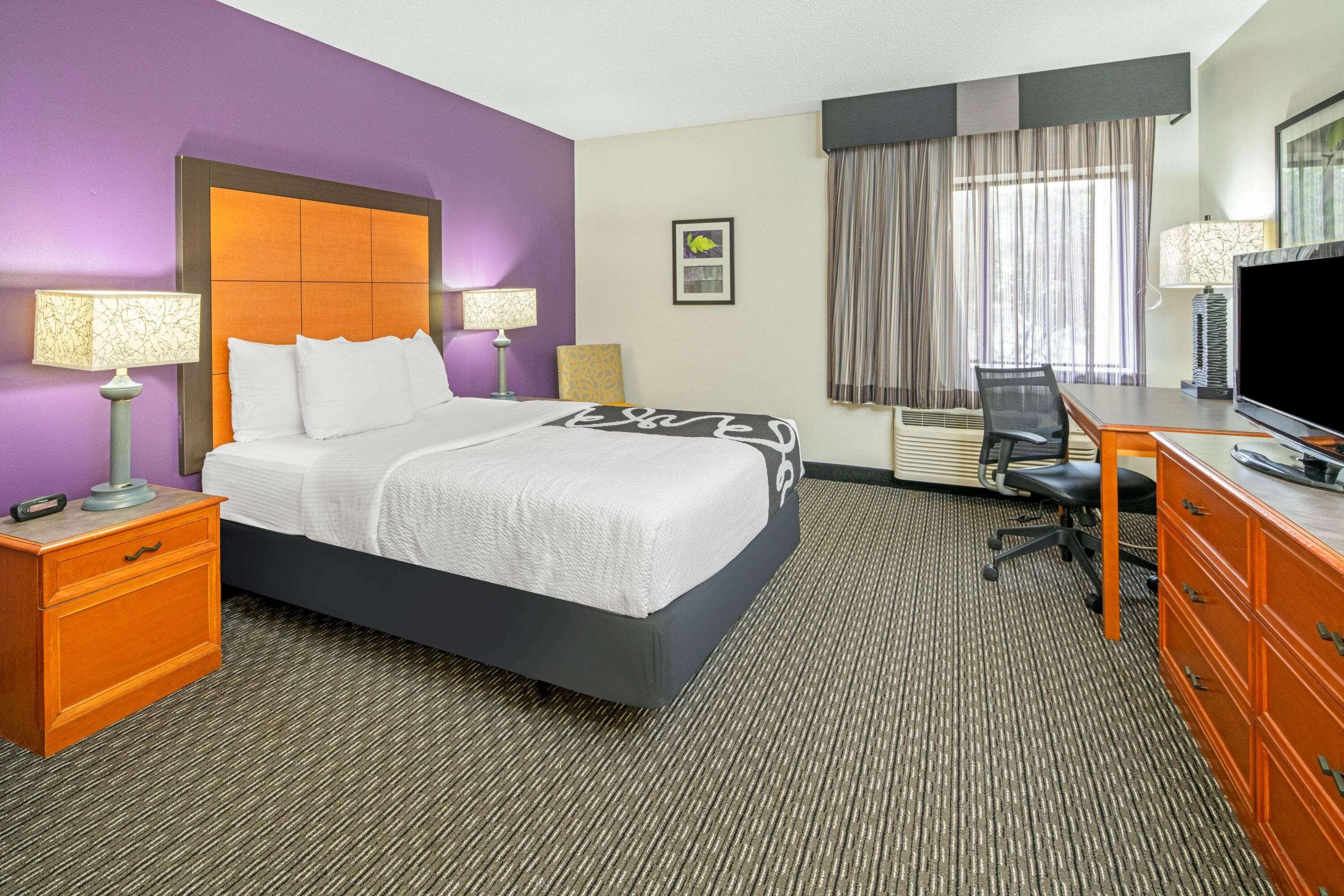 La Quinta By Wyndham Baton Rouge Siegen Lane Hotel Exterior photo
